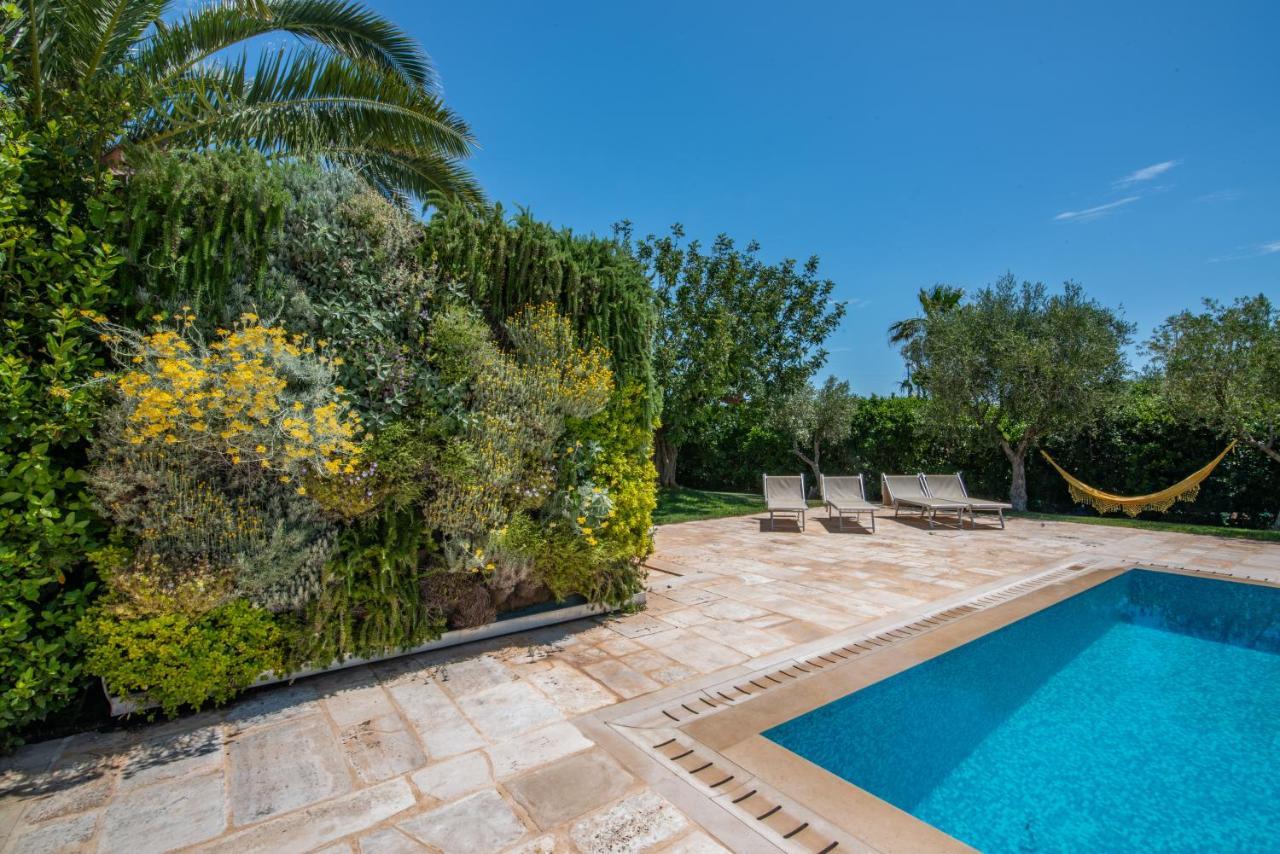 Villa Barnaba Country House & Pool Полиньяно-а-Маре Экстерьер фото